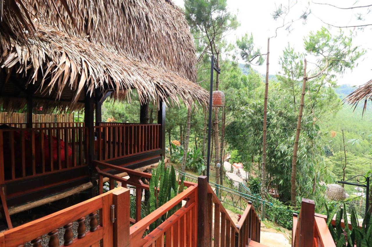 The Lodge Maribaya Cikareumbi Eksteriør billede
