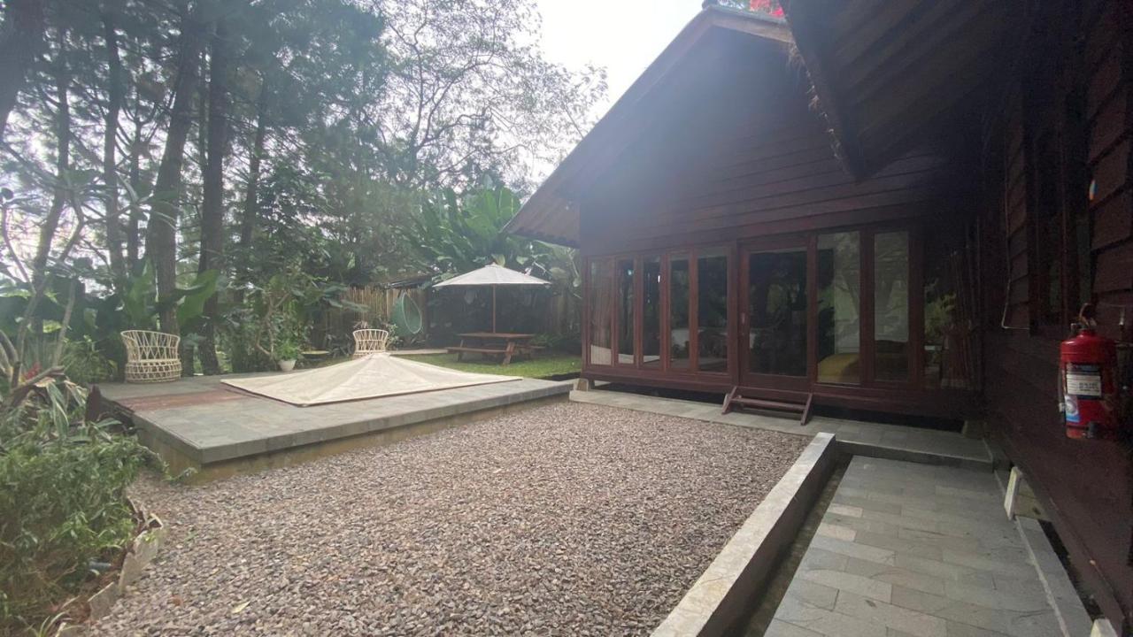 The Lodge Maribaya Cikareumbi Eksteriør billede
