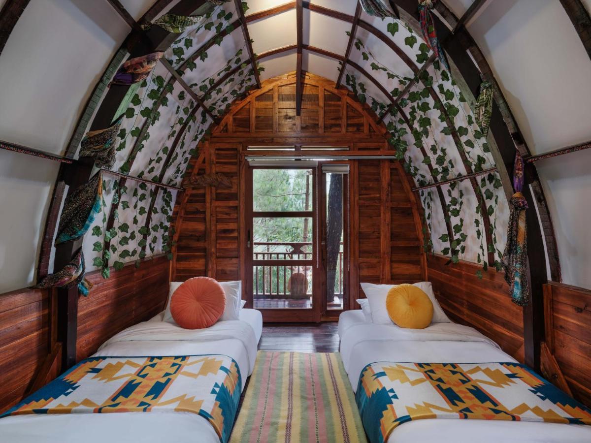 The Lodge Maribaya Cikareumbi Eksteriør billede