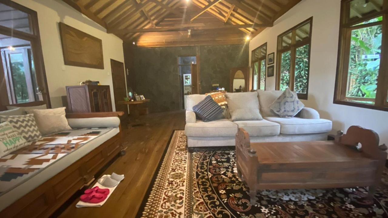 The Lodge Maribaya Cikareumbi Eksteriør billede